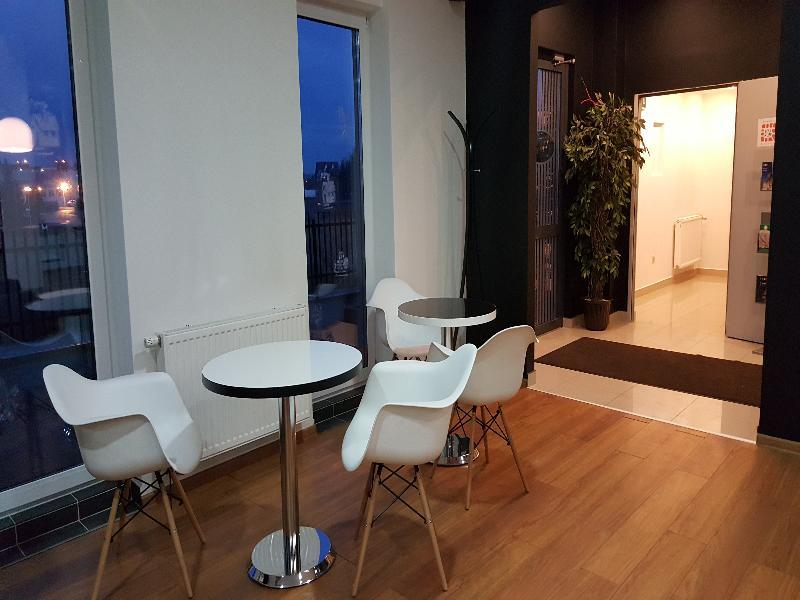 קרקוב Aparthotel Travel מראה חיצוני תמונה